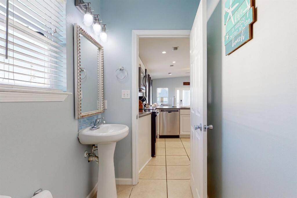 Eye-Catching Property W/ Picturesque Coastal Views Gulf Shores Exterior foto
